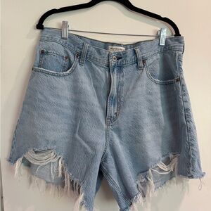 A&F The Loose Short High Rise